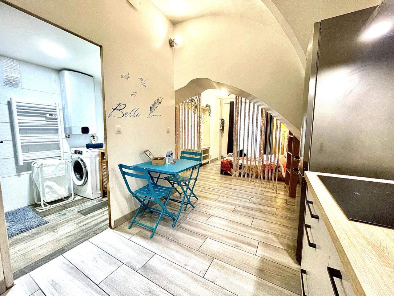 *Le Lotus*Fiber Wifi*Hyper Center* Apartamento Salon-de-Provence Exterior foto